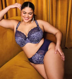 ELOMI Lucie Underwire Stretch Cup Plunge Bra 4 ELOMI Lucie Underwire Stretch Cup Plunge Bra -Her Room Store elomi elom01 el4490 cs1