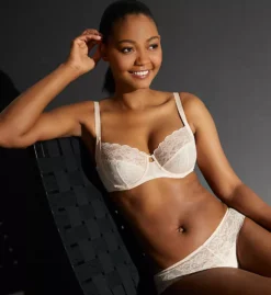 Statement Full Figure Underwire Bra 6 Statement Full Figure Underwire Bra -Her Room Store natori nat001 746211 cs3