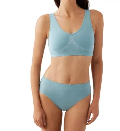 Wacoal B-Smooth Wireless Bra With Removable Pads -Her Room Store wacoal wac001 835275 cs2